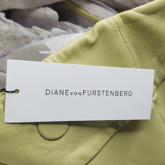 Diane von Furstenberg💚Marissa Tote, light green 💚 🆕 - Picture 8 of 10